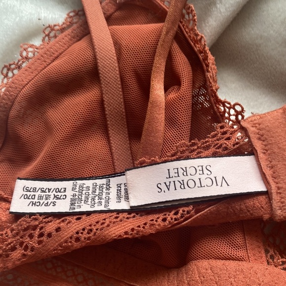 Victoria’s Secret Rust Lace Bralette Size Small | Feminine | Y2K Lingerie | - Picture 3 of 4